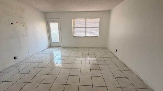 22 Abbey Lane 104, Delray Beach, FL 33446