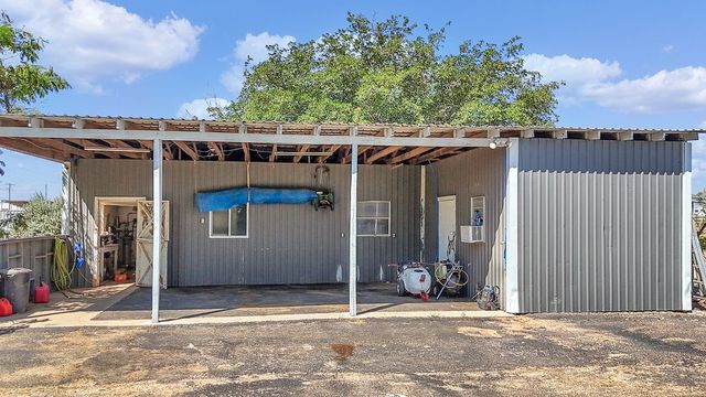 5011 E County Rd 130, Midland, TX 79706