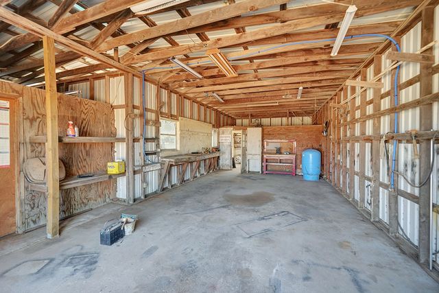 5011 E County Rd 130, Midland, TX 79706