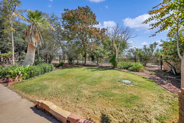 5011 E County Rd 130, Midland, TX 79706