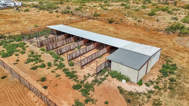 5011 E County Rd 130, Midland, TX 79706