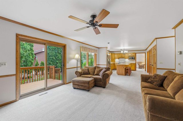 1630 MARICOPA DRIVE, Oshkosh, WI 54904