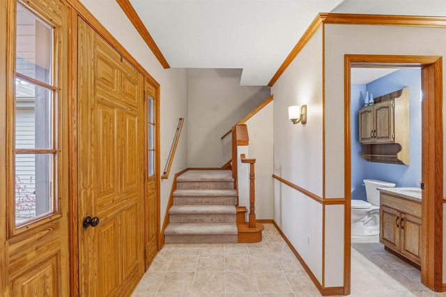 1630 MARICOPA DRIVE, Oshkosh, WI 54904