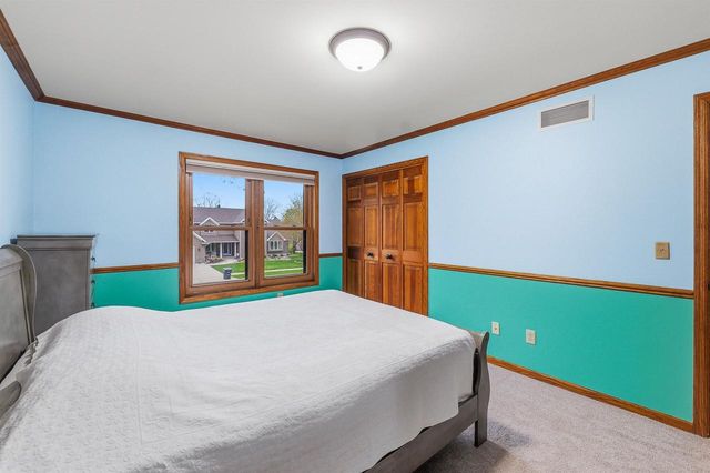 1630 MARICOPA DRIVE, Oshkosh, WI 54904