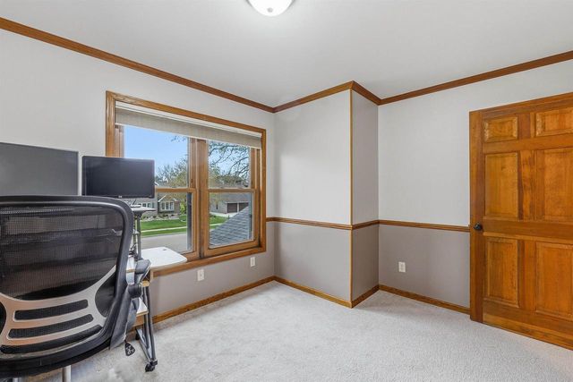 1630 MARICOPA DRIVE, Oshkosh, WI 54904