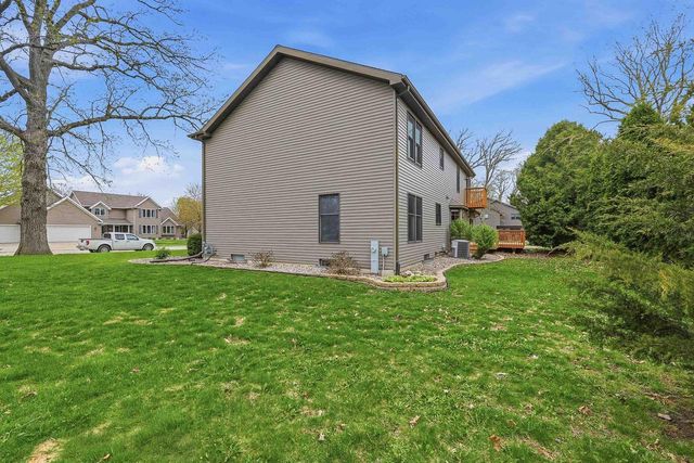 1630 MARICOPA DRIVE, Oshkosh, WI 54904