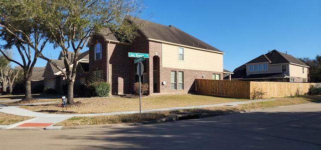 13620 Evening Wind Drive, Pearland, TX 77584