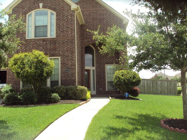 13620 Evening Wind Drive, Pearland, TX 77584
