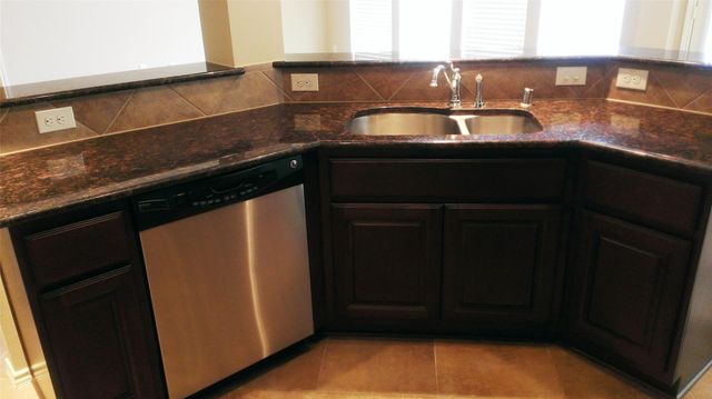 13620 Evening Wind Drive, Pearland, TX 77584