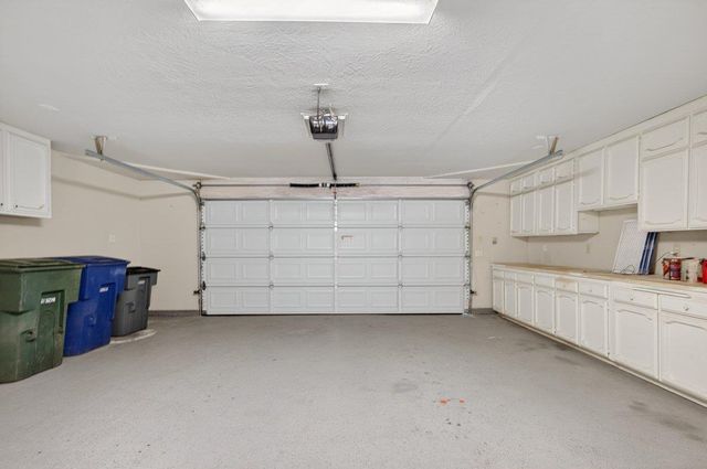 3291 E Los Altos Avenue, Fresno, CA 93710