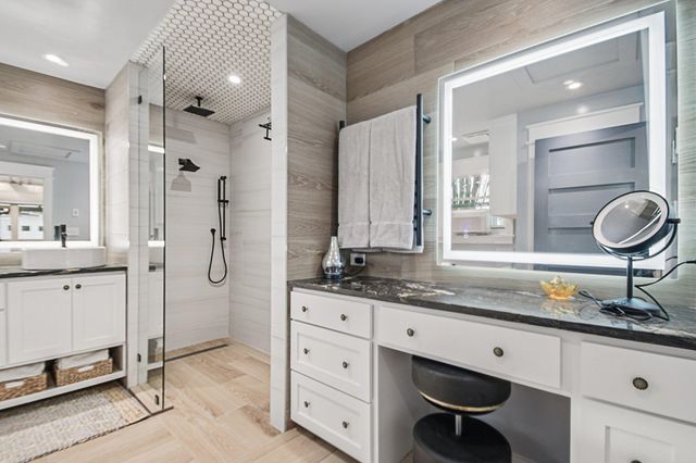 902 Turney ST, Smithville, TX 78957