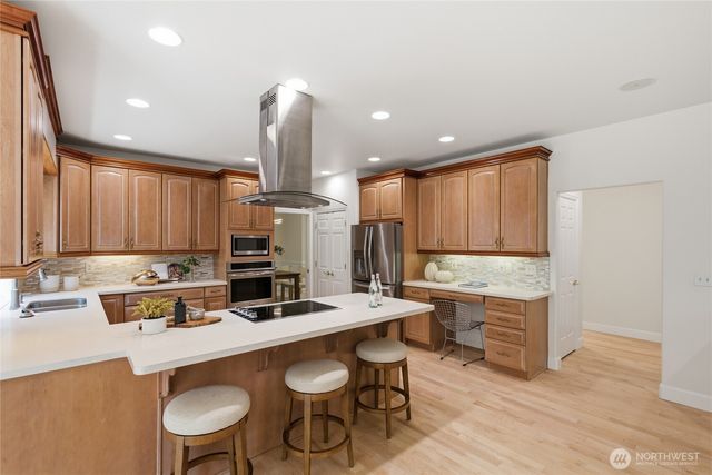 5107 218th Avenue NE, Redmond, WA 98053