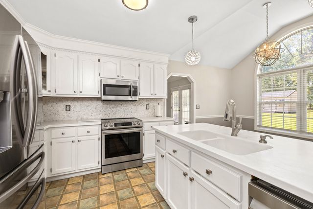 2625 Trufield Drive, Sumter, SC 29153