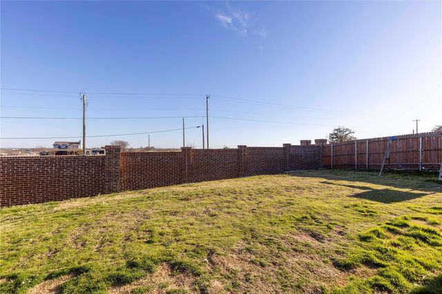1500 Livermore Lane, Cleburne, TX 76033