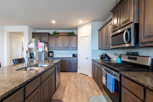 1500 Livermore Lane, Cleburne, TX 76033