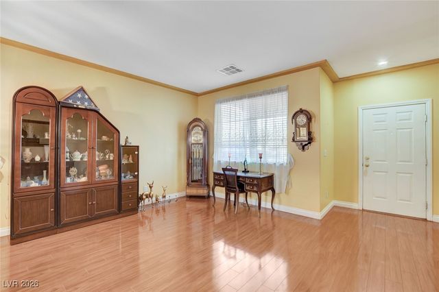 1131 Laguna Park Court, Las Vegas, NV 89110