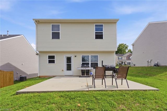 551 Clear Meadow Drive, Winston-salem, NC 27107