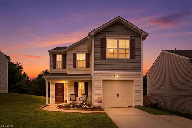 551 Clear Meadow Drive, Winston-salem, NC 27107
