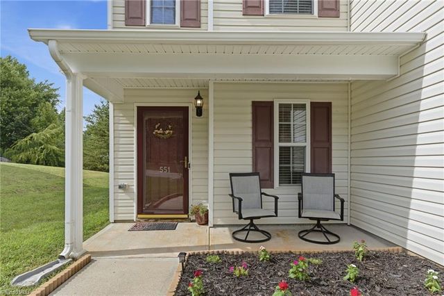 551 Clear Meadow Drive, Winston-salem, NC 27107