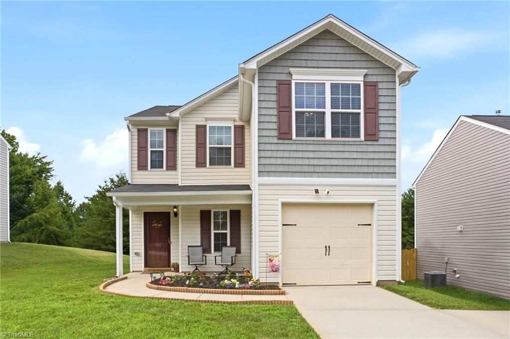 551 Clear Meadow Drive, Winston-salem, NC 27107