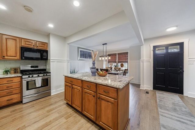 714 Olde Towne Lane, Marietta, GA 30068