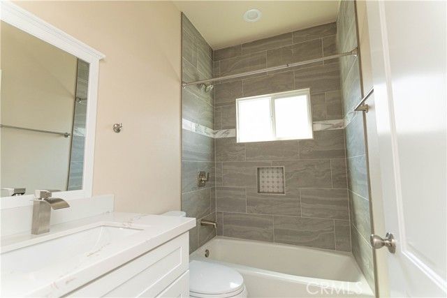 9246 Cedros 6, Panorama City (los Angeles), CA 91402