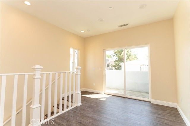 9246 Cedros 6, Panorama City (los Angeles), CA 91402