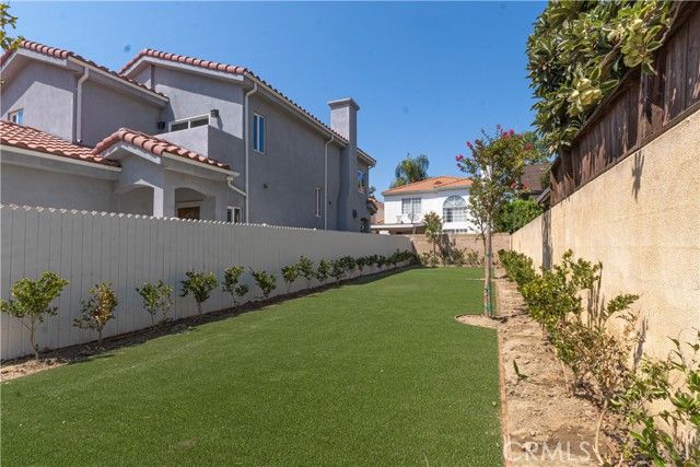 9246 Cedros 6, Panorama City (los Angeles), CA 91402