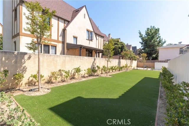 9246 Cedros 6, Panorama City (los Angeles), CA 91402