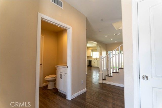 9246 Cedros 6, Panorama City (los Angeles), CA 91402