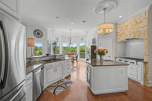 1529 Cypress Bend Drive, Cedar Hill, TX 75104