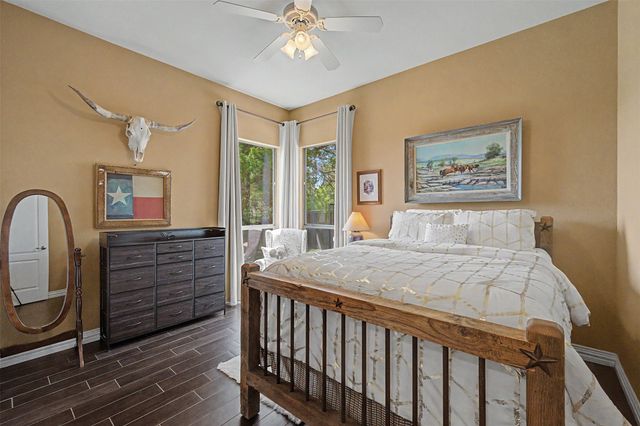 1529 Cypress Bend Drive, Cedar Hill, TX 75104