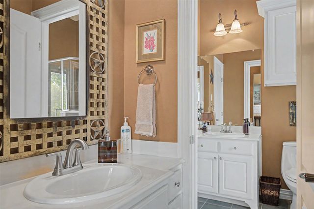 1529 Cypress Bend Drive, Cedar Hill, TX 75104