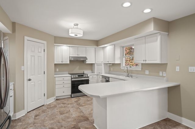 4506 KIRKDALE CT, Columbia, MO 65203