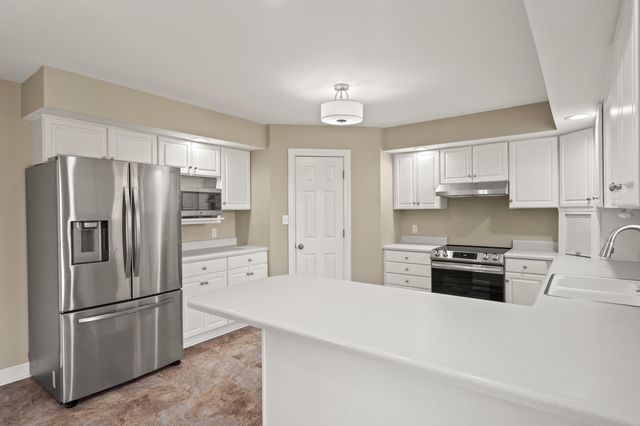 4506 KIRKDALE CT, Columbia, MO 65203