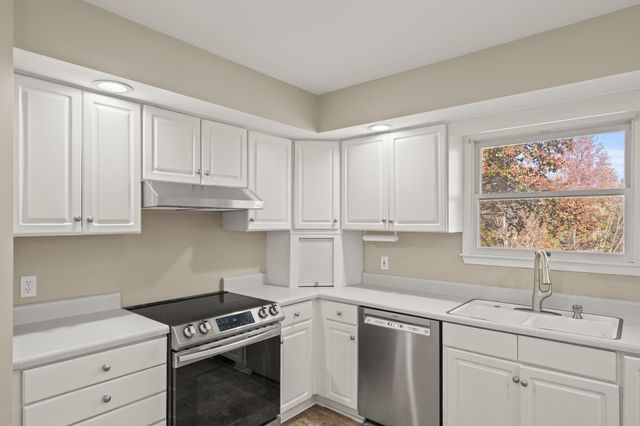 4506 KIRKDALE CT, Columbia, MO 65203