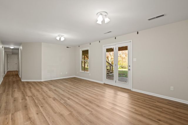 4506 KIRKDALE CT, Columbia, MO 65203