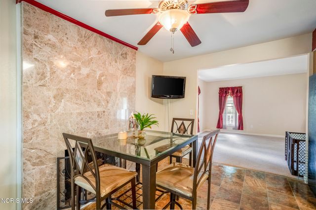 1854 Willowhill Lane, Toledo, OH 43615