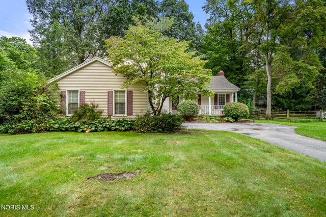 1854 Willowhill Lane, Toledo, OH 43615