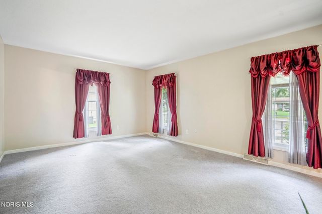 1854 Willowhill Lane, Toledo, OH 43615