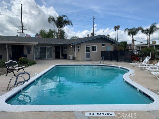 999 S Santa Fe Avenue 34, San Jacinto, CA 92583