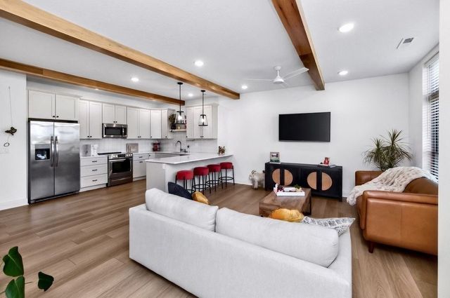 14142 Wilden Drive, Urbandale, IA 50323