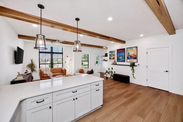 14142 Wilden Drive, Urbandale, IA 50323