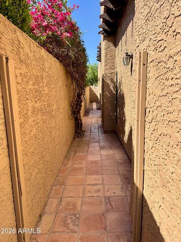 11074 E YUCCA Street, Scottsdale, AZ 85259