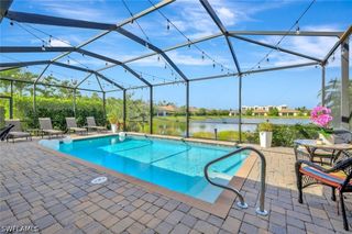 9207 SHADOW OAK LN, Naples, FL 34120