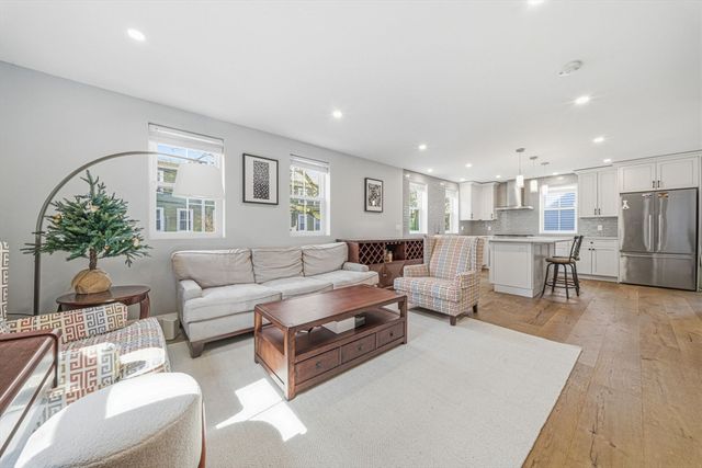 73-75 Prince St 75, Cambridge, MA 02139