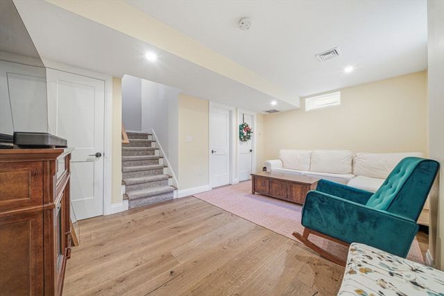 73-75 Prince St 75, Cambridge, MA 02139