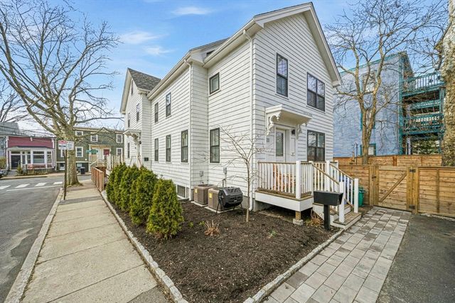 73-75 Prince St 75, Cambridge, MA 02139