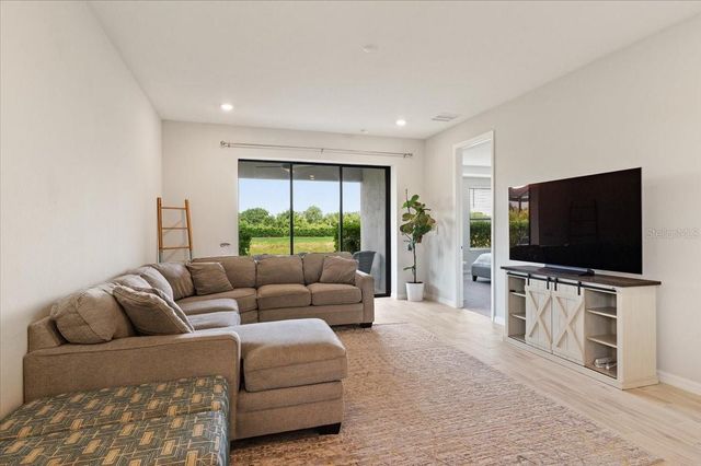 9016 TEQUILA SUNRISE DRIVE, Sarasota, FL 34241