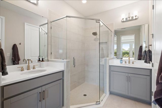 9016 TEQUILA SUNRISE DRIVE, Sarasota, FL 34241